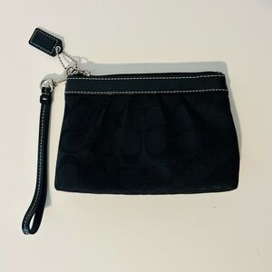 NWOT Vintage Coach Wristlet Clutch